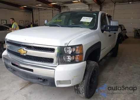 2011 Chevrolet Silverado 1500 Lt from USA, damaged, VIN 1GCPKSE32BF115769